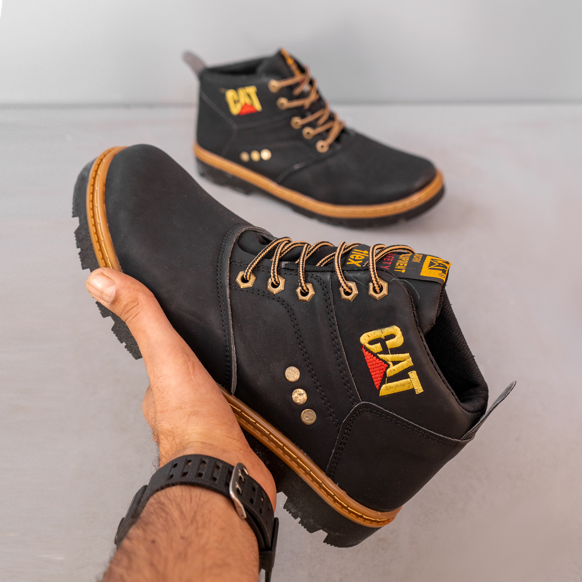 کفش نیم بوت مردانه Cat مدل Scot