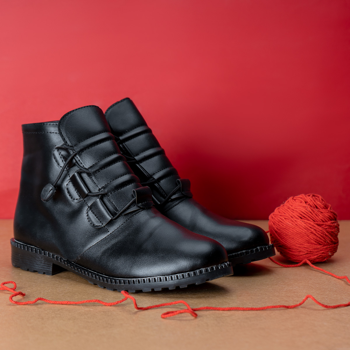 نیم بوت دخترانه مشکی مدل Mayla