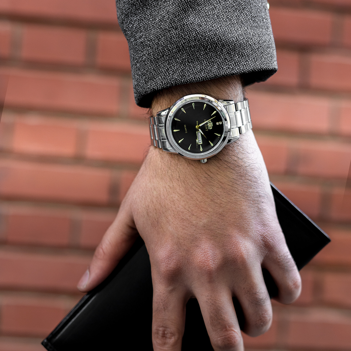 ساعت مچی Orient نقره ای مدل Z20