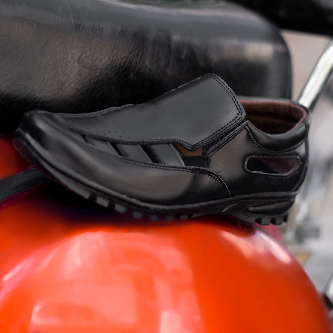 صندل مردانه مشکی مدل dikan