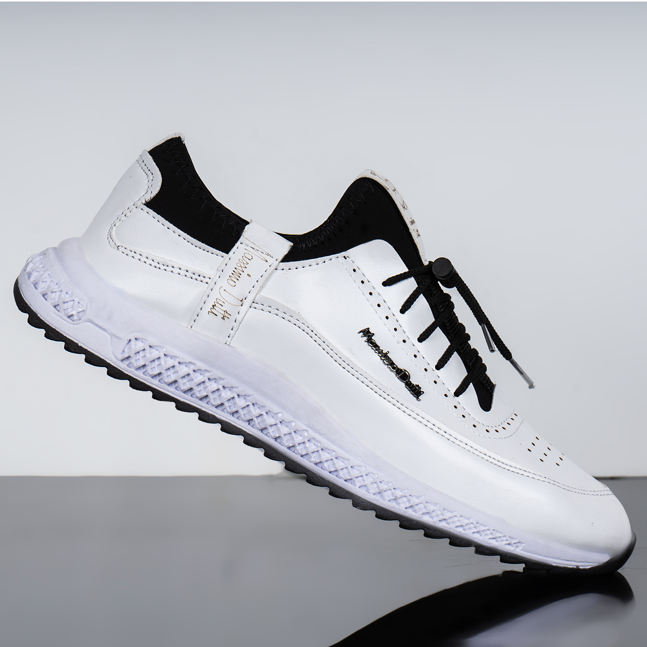 کفش ورزشی مردانه سفید مدل Dutti