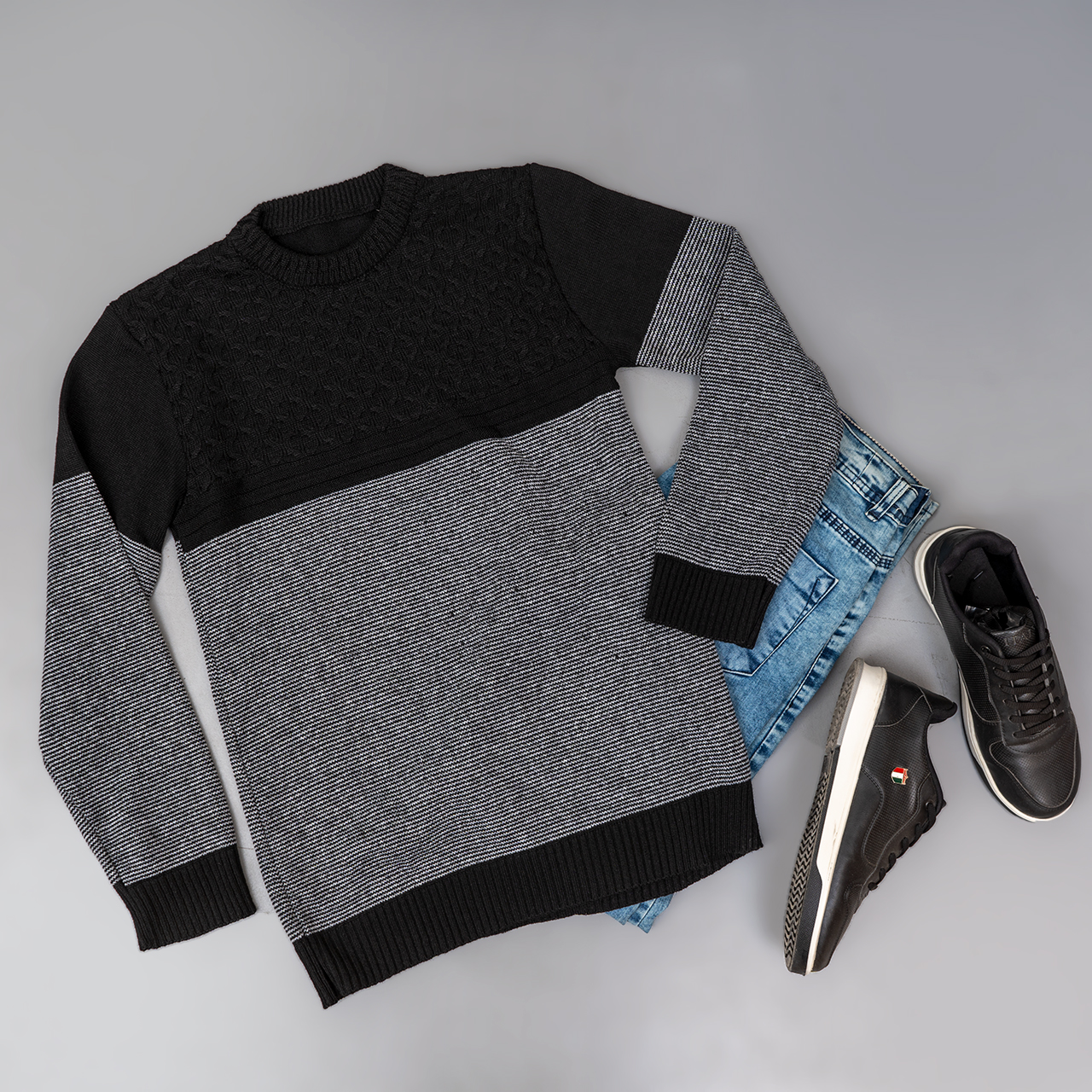 پلیور مردانه راه راه مشکی مدل navid
