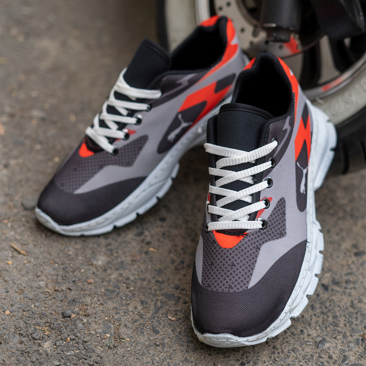 کفش ورزشی (T) مردانه پوما طوسی قرمز مدلZ8