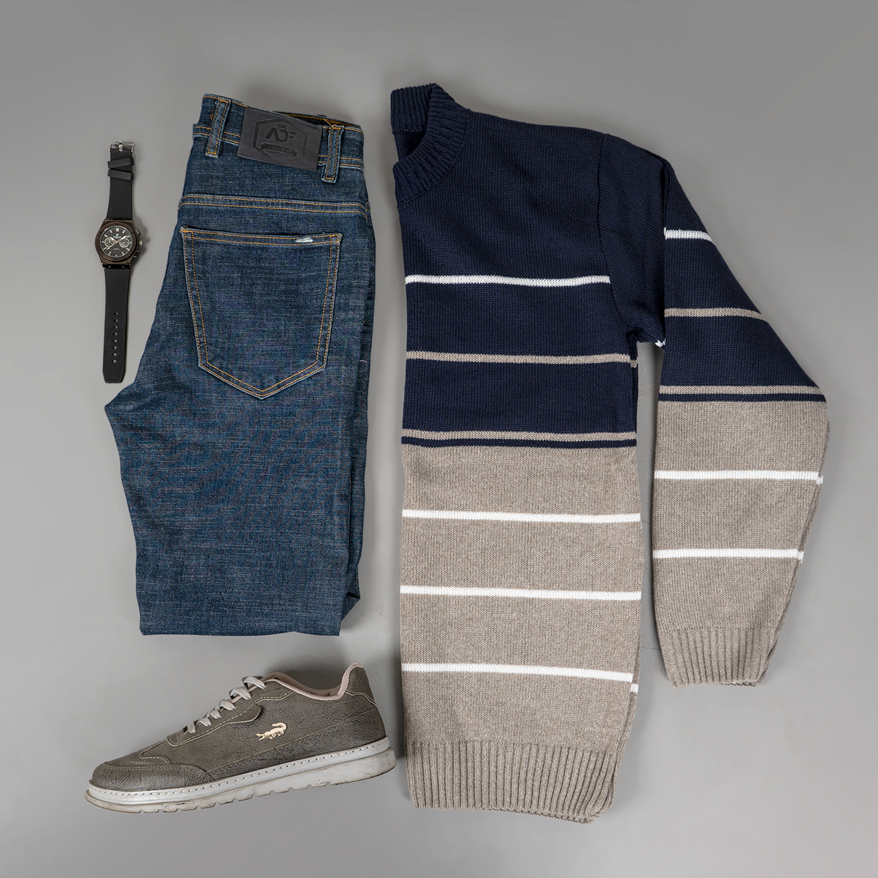 پلیور راه راه طوسی سرمه ای مردانه مدل W852