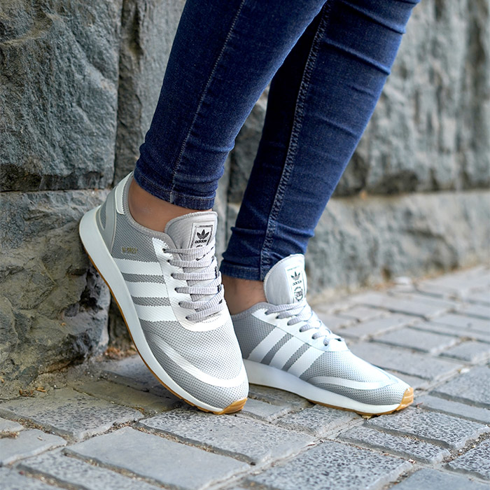 کفش مردانه طوسی سفید مدل N-5923