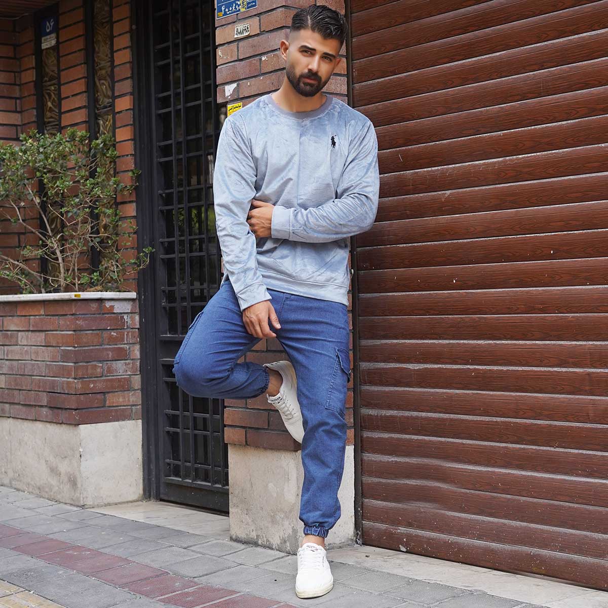 بلوز مردانه مخمل طوسی مدل Raden