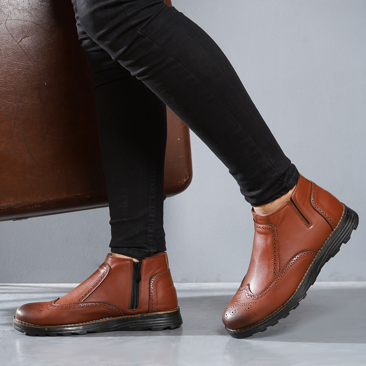 نیم بوت قهوه ای مردانه مدل ASHVAN