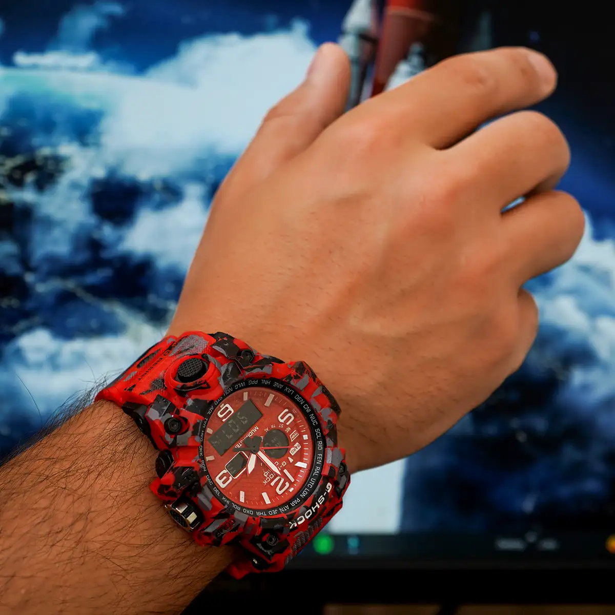 ساعت اسپرت G-SHOCK سه سنسوره طرح ارتشی قرمز Army