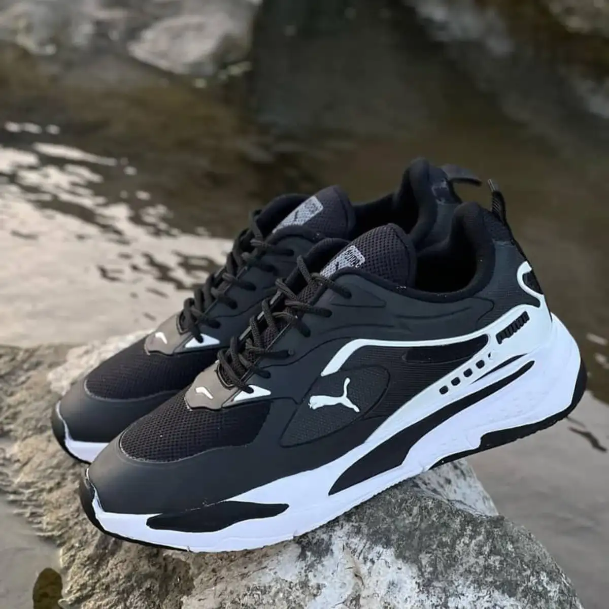 کفش ورزشی مردانه مشکی سفید مدل Pumash