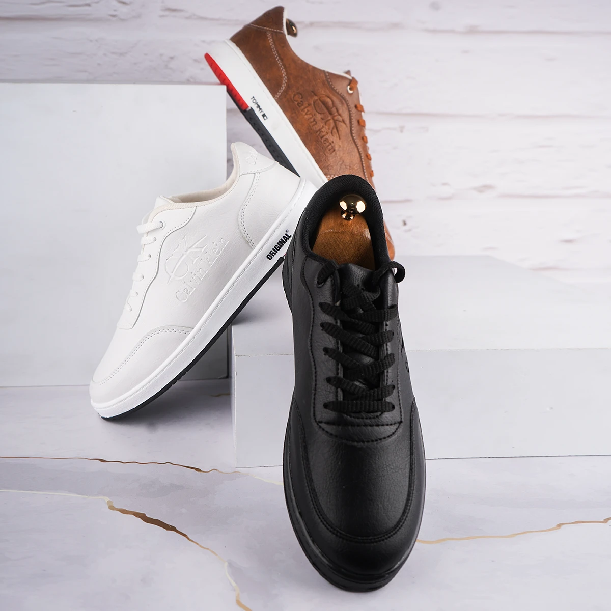 کفش تخت مردانه مشکی مدل CALVIN KLEIN