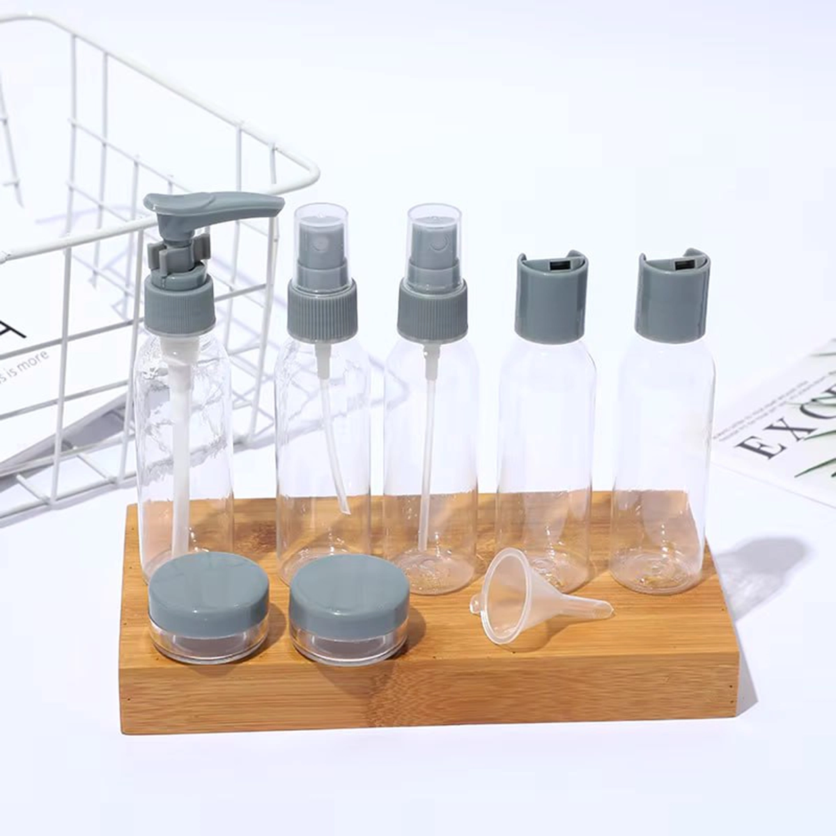 ست مسافرتی لوازم آرایشی و بهداشتی ۹ تکه