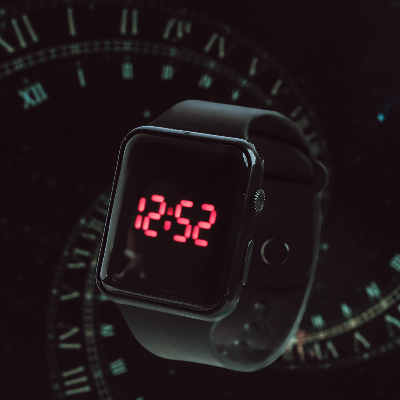 ساعت LED مدل IRIS