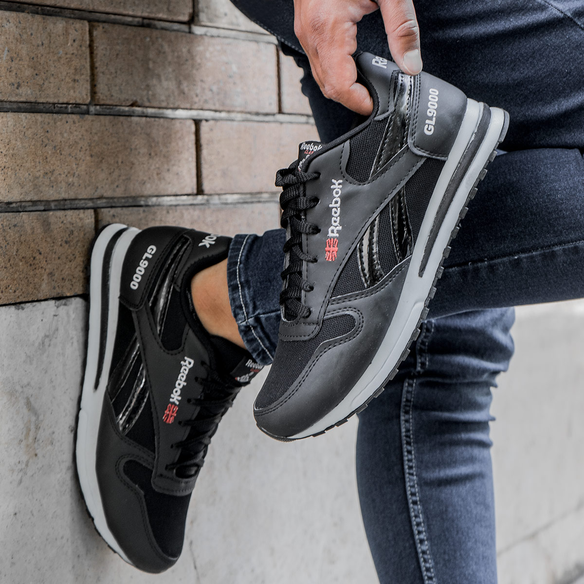 کفش ورزشی Reebok مردانه مدل Selvi