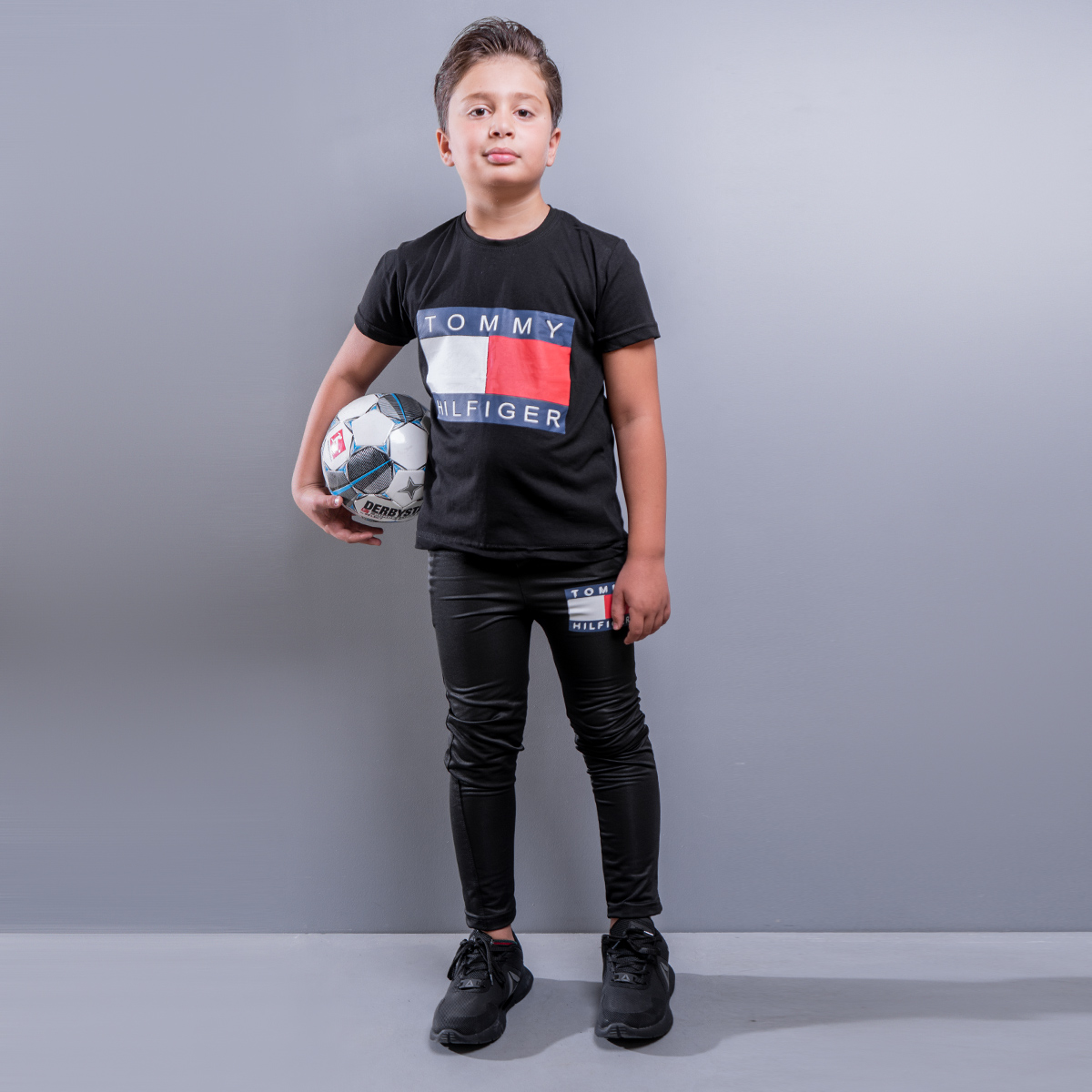 ست تیشرت شلوار بچگانه Tommy Hifigerمدل Z168