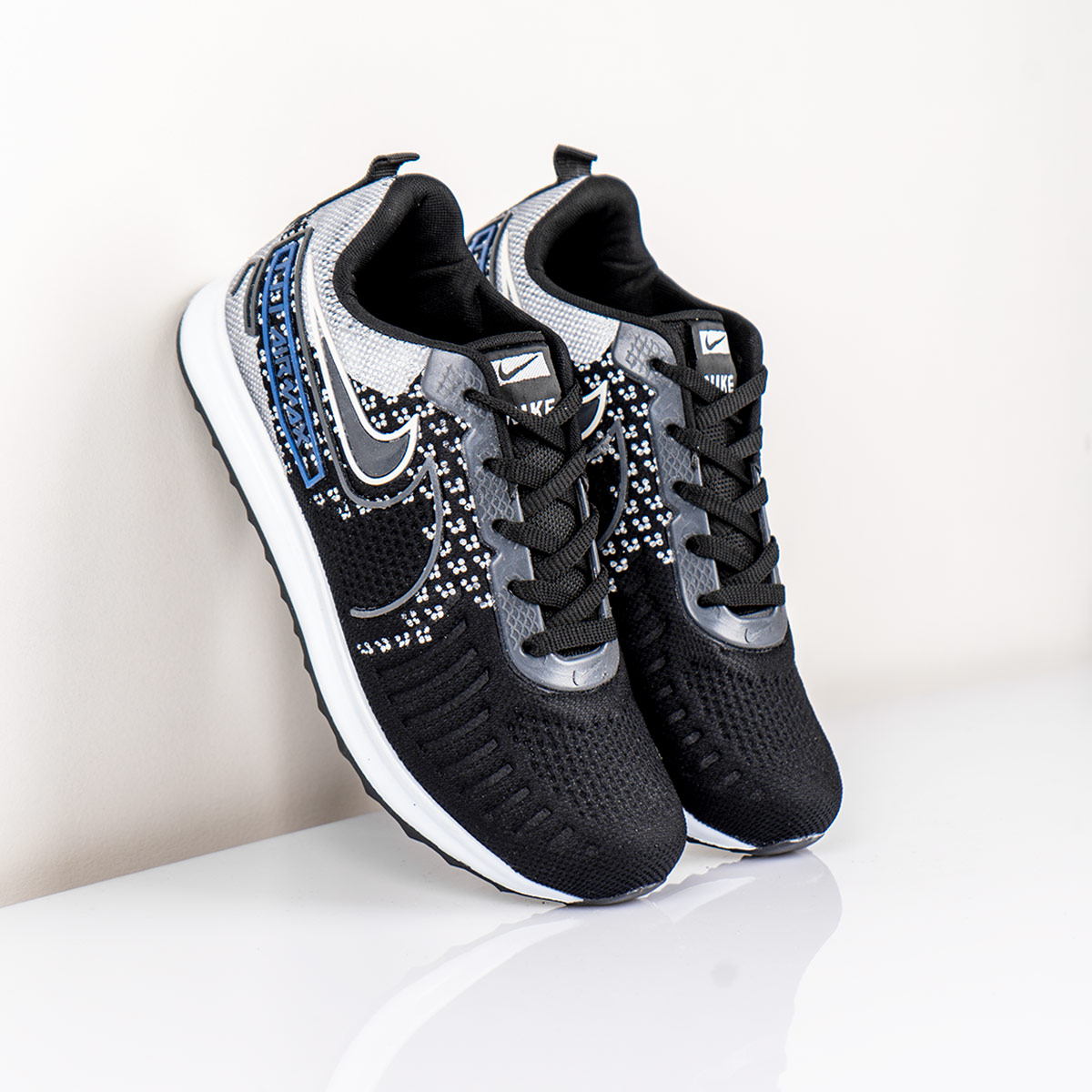 کفش ورزشی Nike مردانه مدل R52