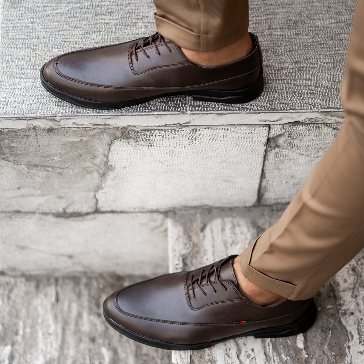 کفش رسمی گوچی مردانه قهوه ای مدل Palvin