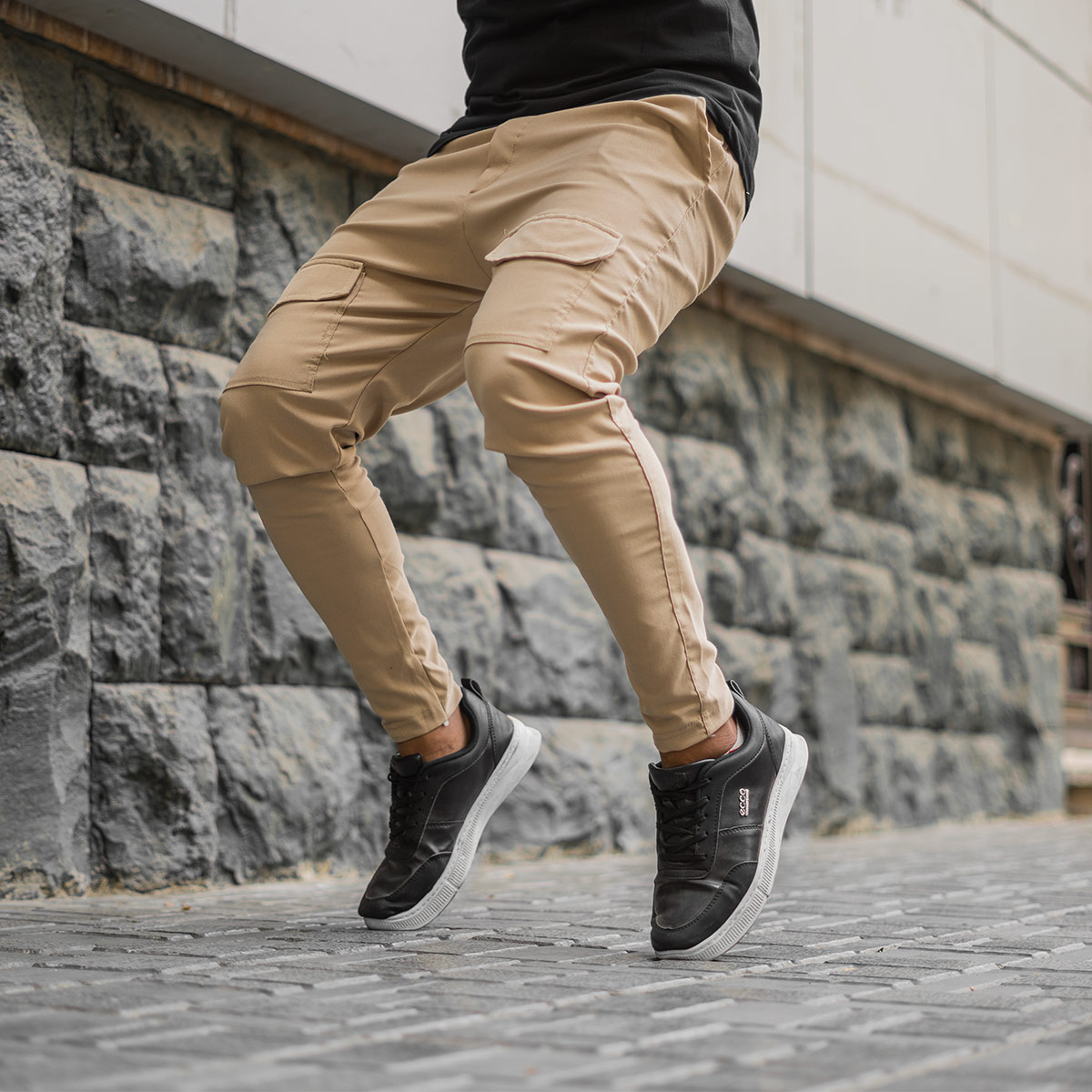 شلوار اسلش مردانه کرم مدل Kiyano